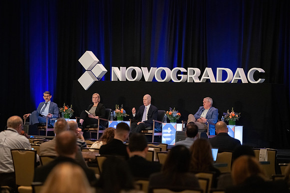 24novocon227