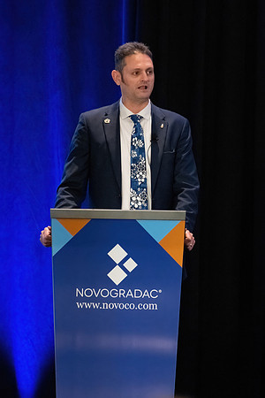 24novocon109