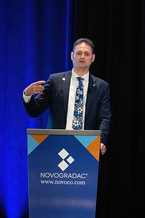 24novocon101