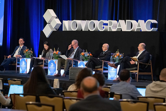 24novocon446