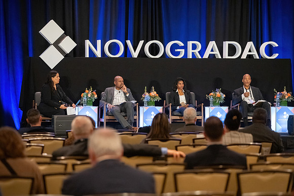 24novocon763