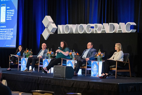 24novocon710