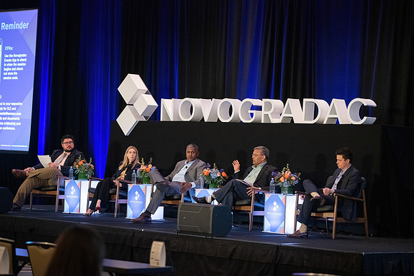 24novocon558