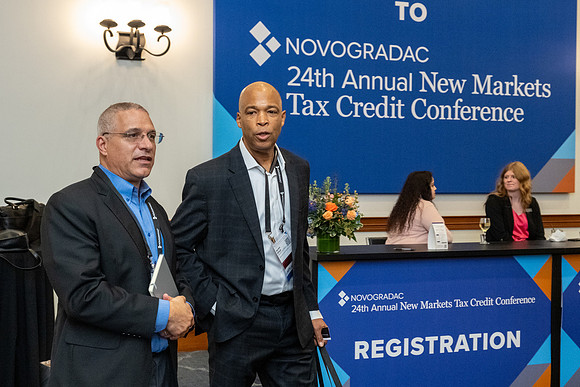 24novocon869