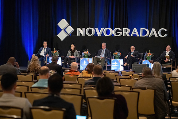 24novocon413