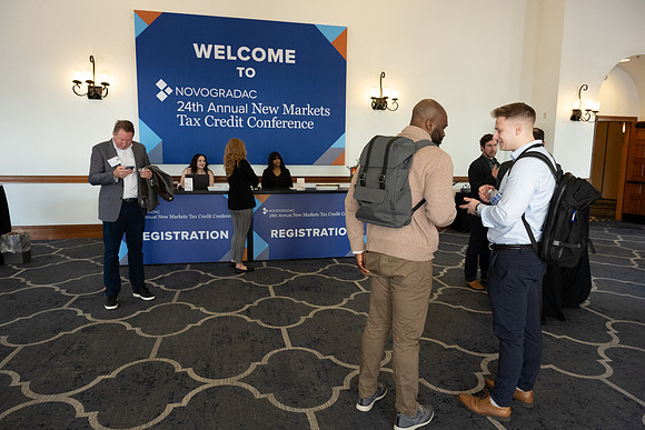24novocon471